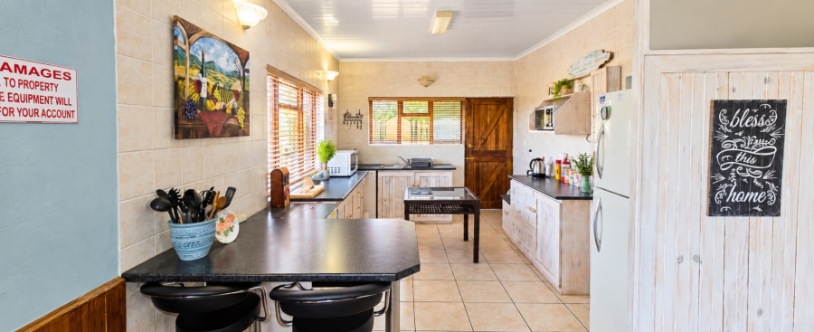6 Bedroom Property for Sale in Franskraal Western Cape